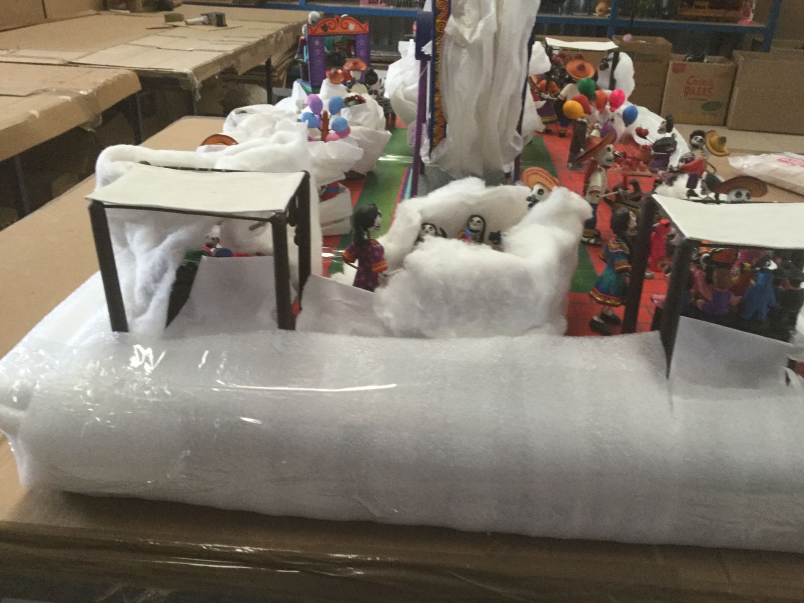 Caja y fijación de arte mexicano