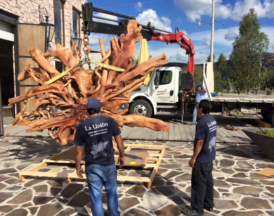 Pieza de artesanía, pintura o escultura 3