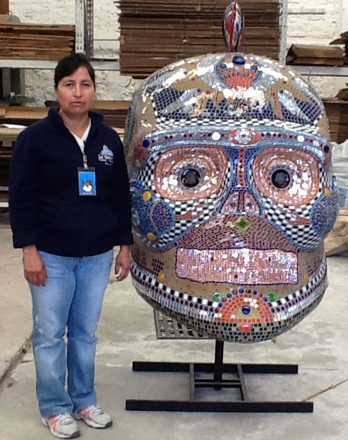Pieza de artesanía, pintura o escultura 27