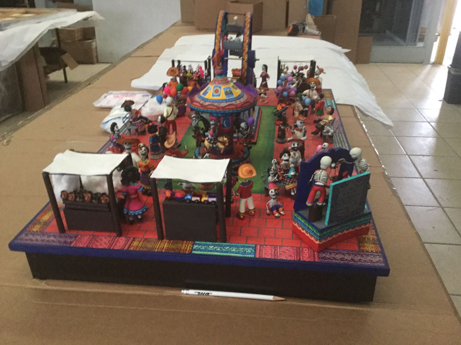 Pieza de artesanía, pintura o escultura 36